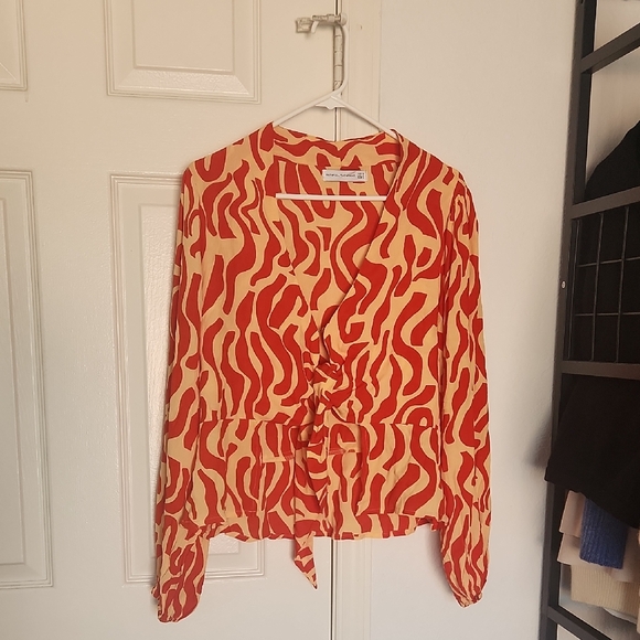 Faithfull The Brand Sarin Top Front Tie Print Size USA 8 - Picture 5 of 12